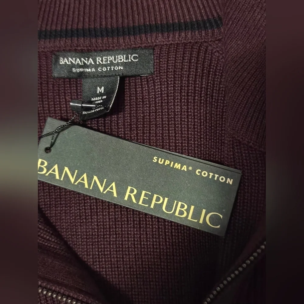Banana Republic Men's Dark Red Zip-Up Sweater